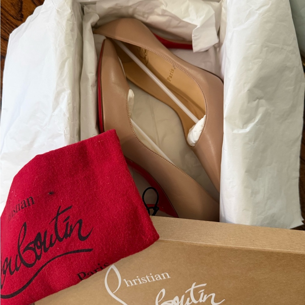 Christian Louboutin Beige Pointed Heels - Picture 8 of 8